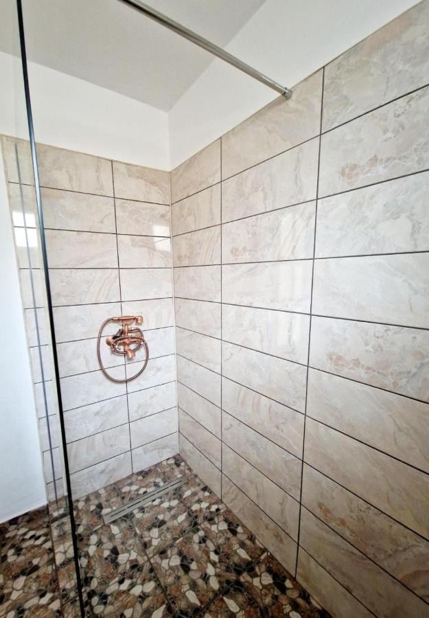 Floresti House 21 Roandola Екстер'єр фото